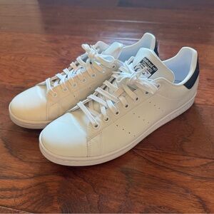Adidas Stan Smith - White & Navy